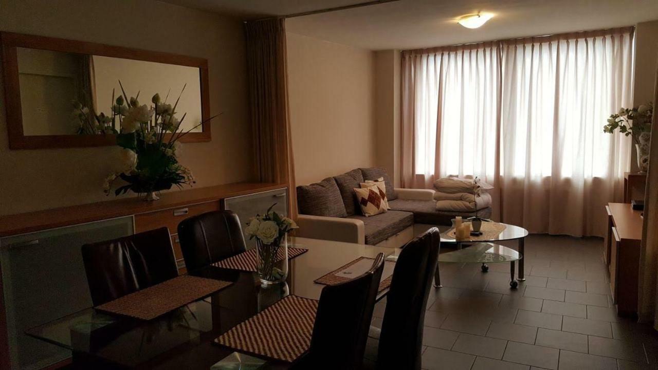 Apartment + Studios Insulinde Тілбург Екстер'єр фото