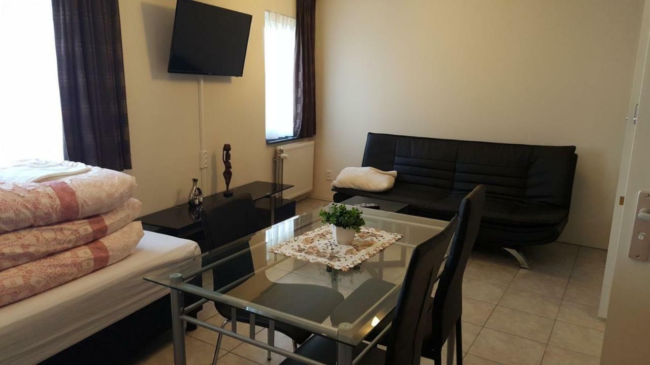 Apartment + Studios Insulinde Тілбург Екстер'єр фото
