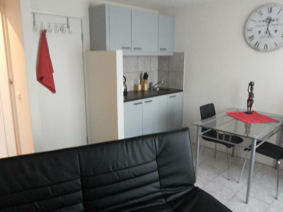 Apartment + Studios Insulinde Тілбург Екстер'єр фото